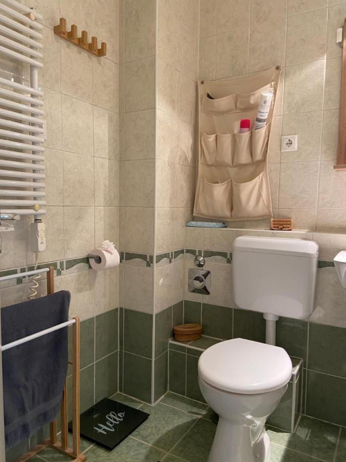 Gyoengy Apartman Sopron Exterior photo